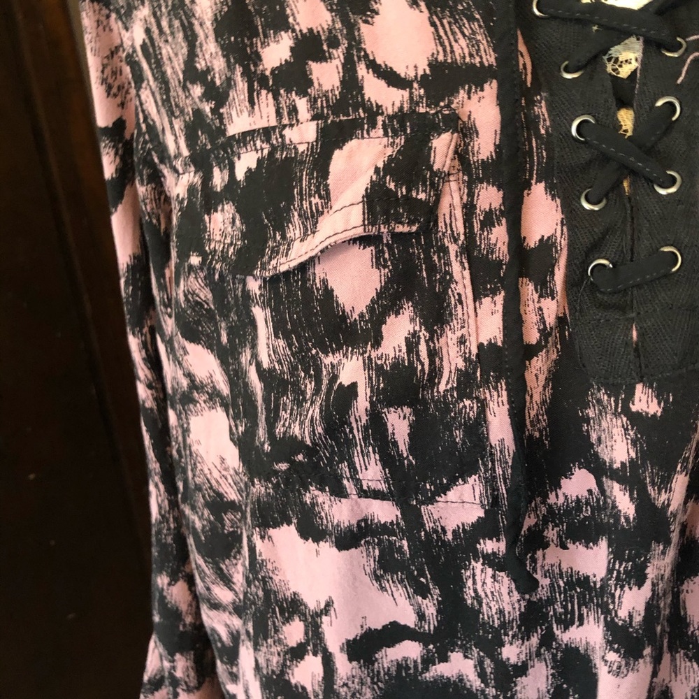 Leopard Print Top - Picture 7 of 8